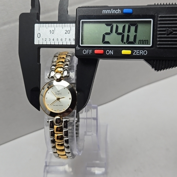 Womens Vintage Salvi 18K Gold Plated Watch 334362 Silver Two Tone New Battery